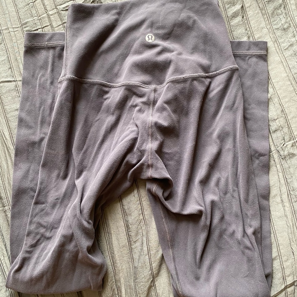 size 2 lululemon aligns